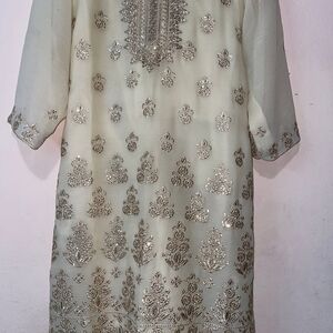 Pakistani/Indian Formal Dress. Fancy Dress  Desi Partywear Outfit